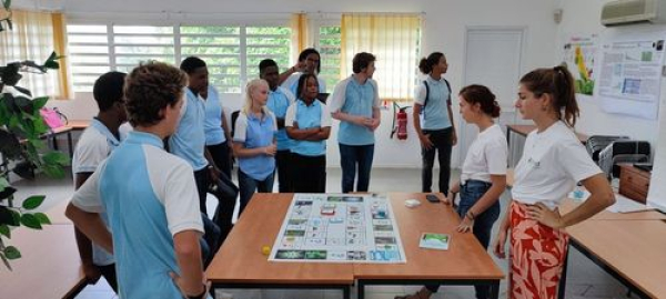 Stand Jeu KEZA'GRO © Cirad Martinique